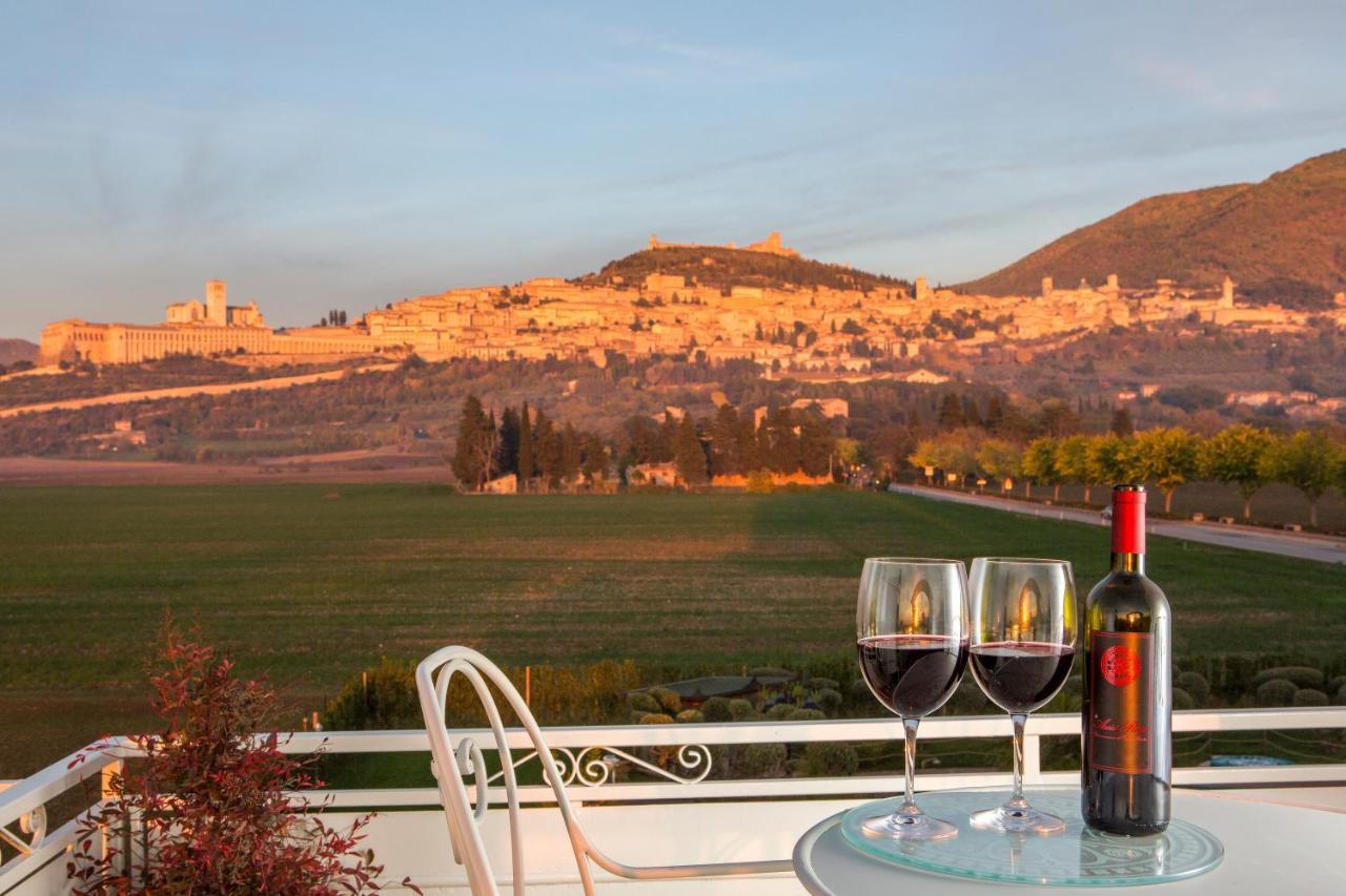 Bed and Breakfast Unica Assisi Agri-Charming House Екстер'єр фото