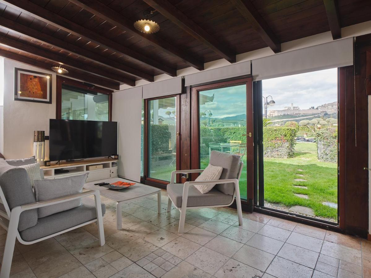 Bed and Breakfast Unica Assisi Agri-Charming House Екстер'єр фото