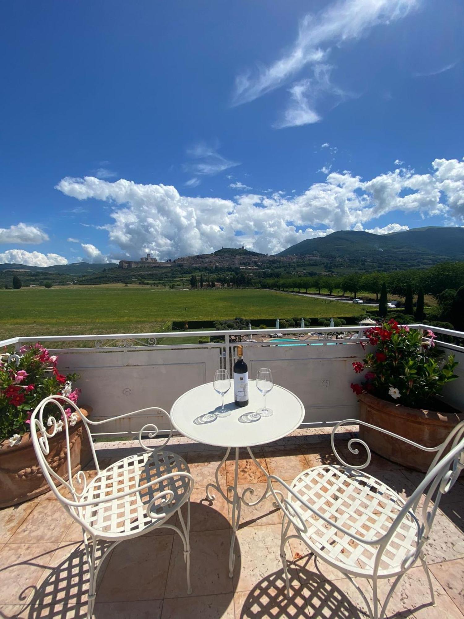 Bed and Breakfast Unica Assisi Agri-Charming House Екстер'єр фото