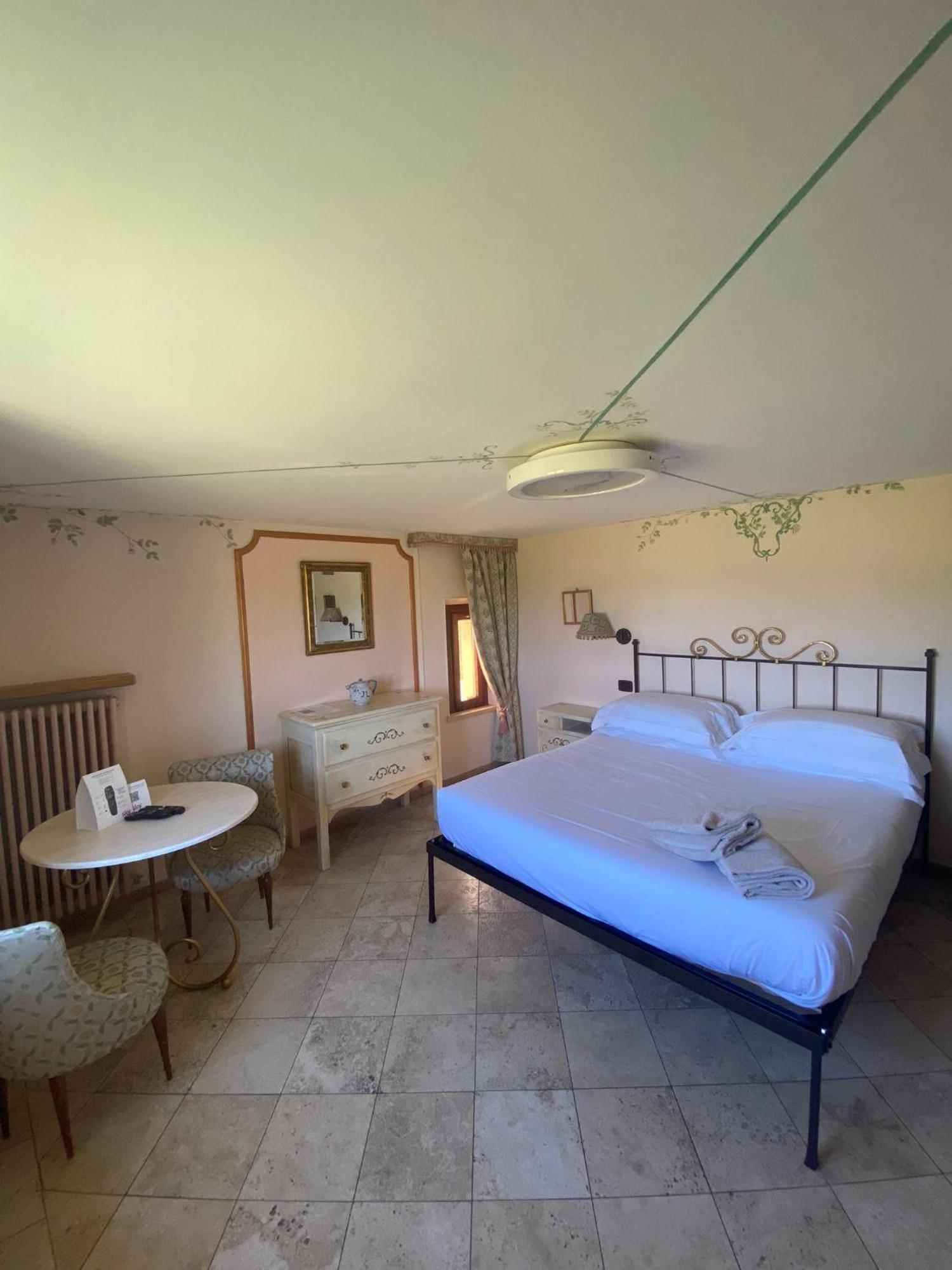 Bed and Breakfast Unica Assisi Agri-Charming House Екстер'єр фото